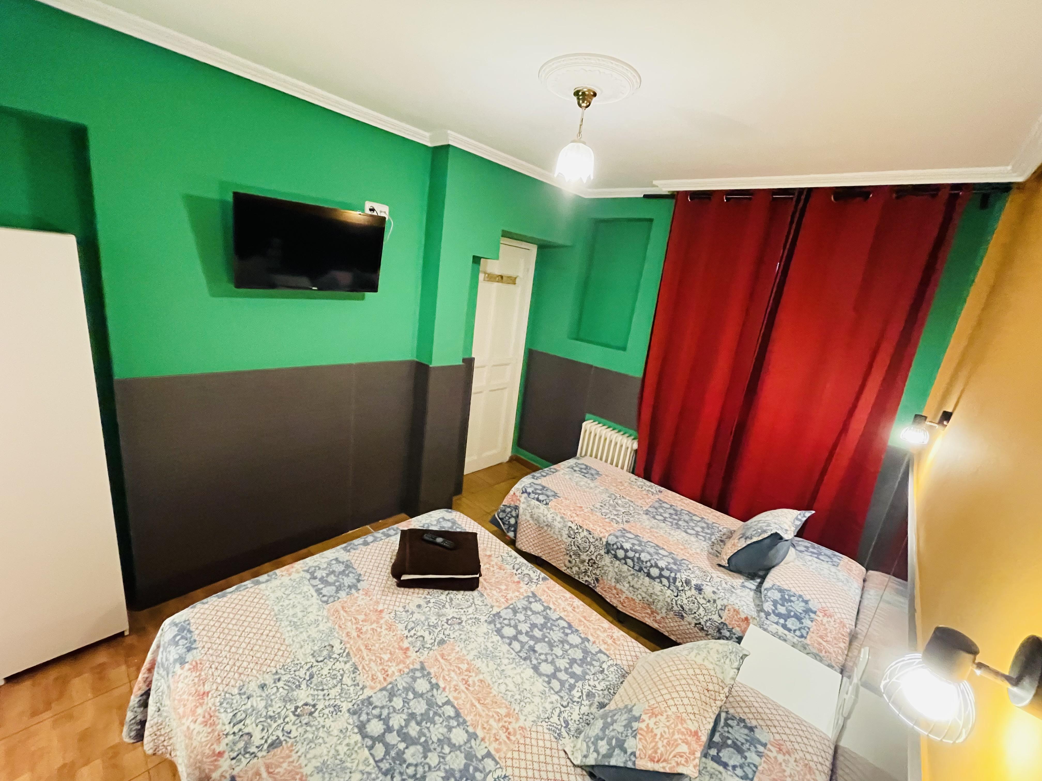 Hostal Numancia Madrid Esterno foto
