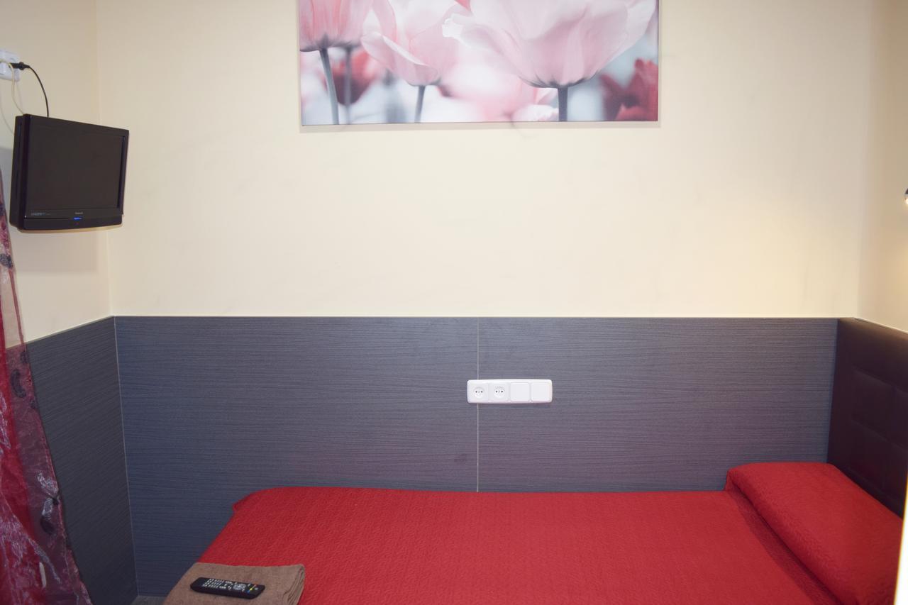 Hostal Numancia Madrid Esterno foto
